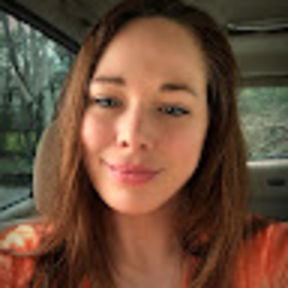 Meet your Posher, Ayla